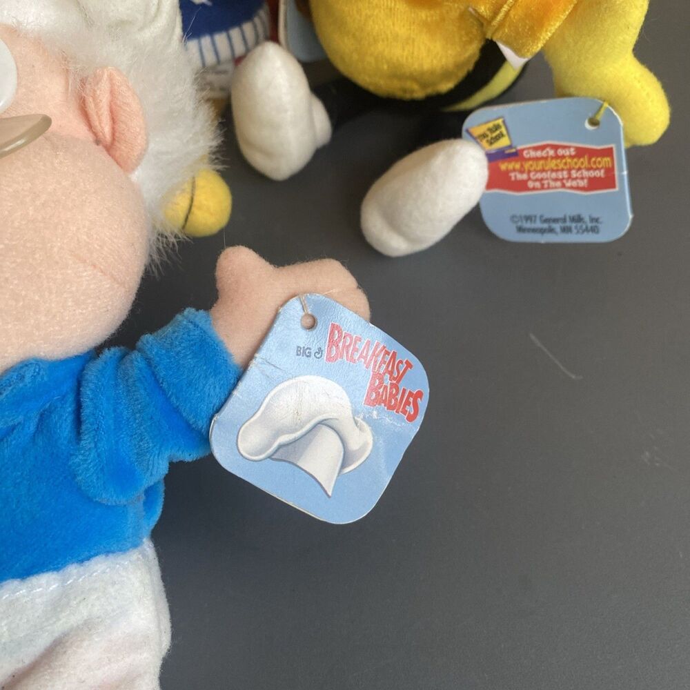 Lot 4 General Mills Big G Breakfast Babies Plush 1997 Trix Buzz NWT Vintage - Picture 3 of 4